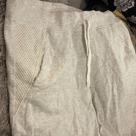 Vs victorias secret lt grey sweatpants capri mesh sz medium - Picture 3 of 7